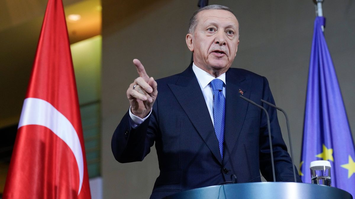 Zabíjení dětí není v Tóře, řekl Erdogan v Berlíně ke konfliktu v Gaze